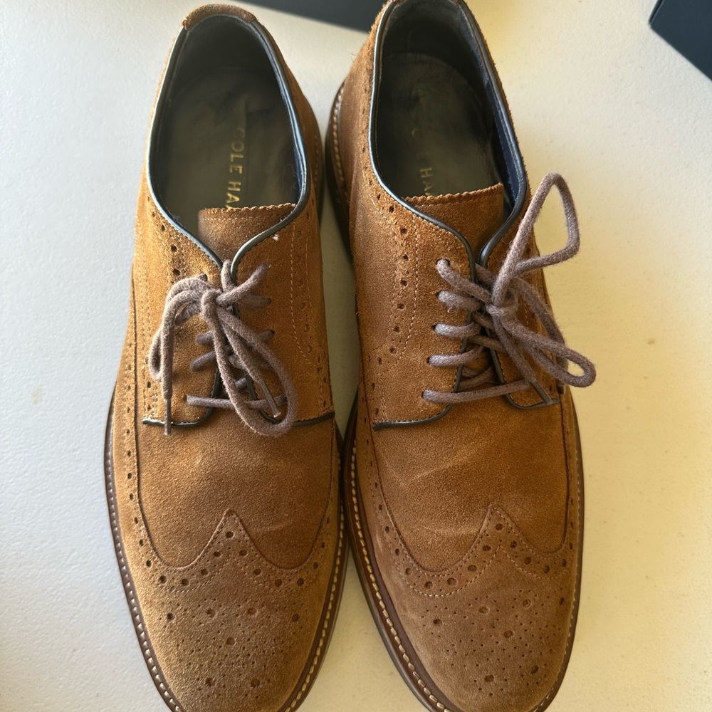 Cole Haan Brown Leather Oxford Shoes with Classic Design